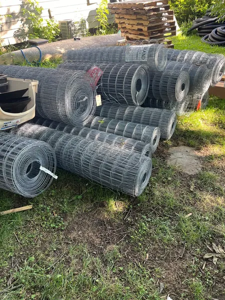 Metal fencing