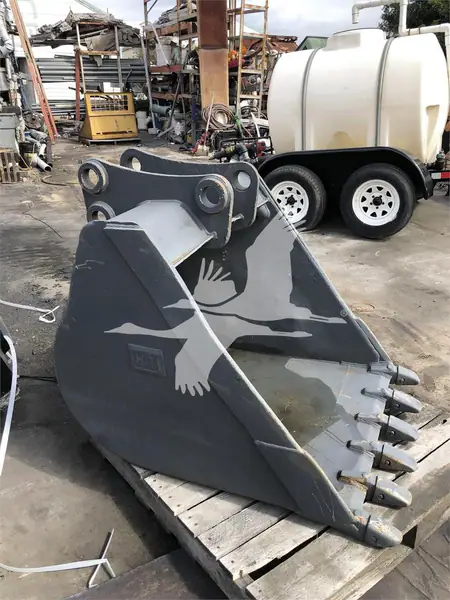 Trenching CATERPILLAR 35 INCH CA03162020CL