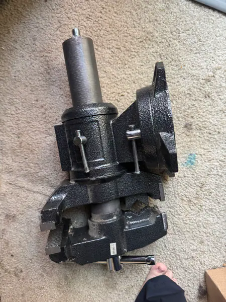 Bessey Heavy-Duty Bench Vise — Swivel Base, 4-Bolt Mount