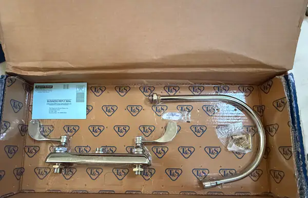 T&S Brass B-1194-QT-A22W4 Commercial Workboard Faucet – NEW Open Box