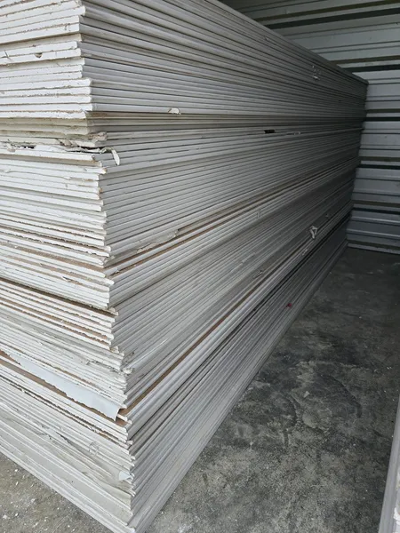 3/8" × 4' × 8' Sheetrock 