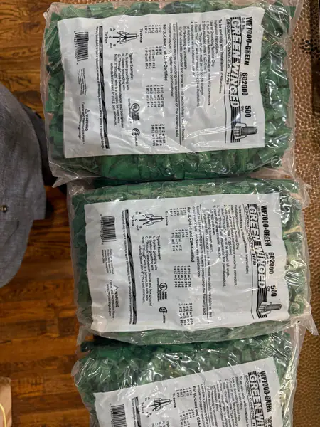   wire connectors, package of 500, Retail $98