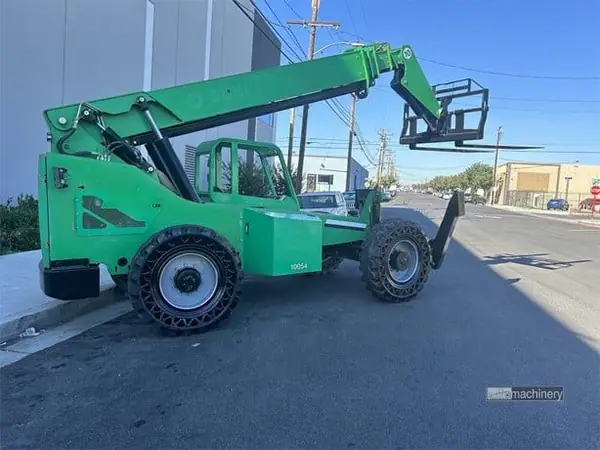 2014 SKY TRAK 10054 