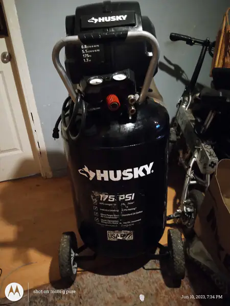 Husky Air Compressor 