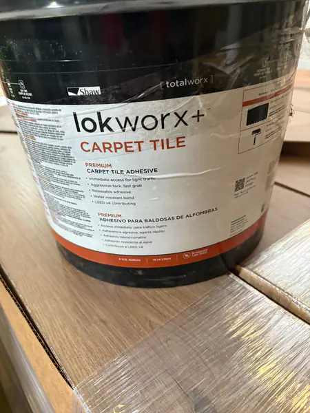 FLOORING GLUE “ PROMOTION 800 GALLONS TOTAL “