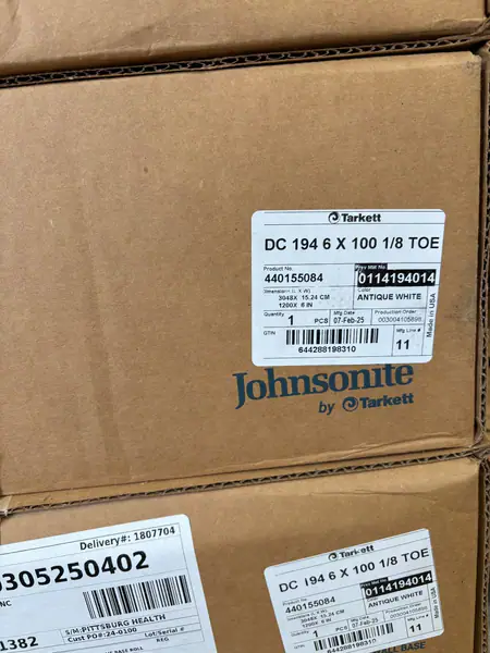 Johnsonite Rubber Toe Base
