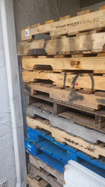 pallets 