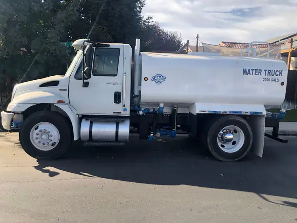 2012 International 4700 Water truck
