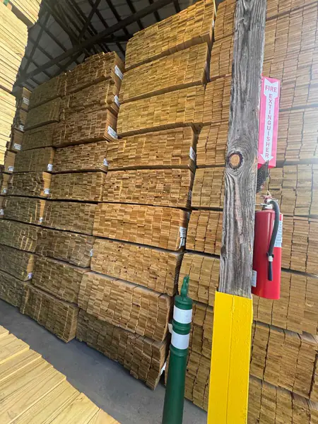 1" x 4" x 8’ Appearance Grade / Treated Above Ground Boards