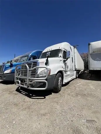 2016 FREIGHTLINER CASCADIA 125 