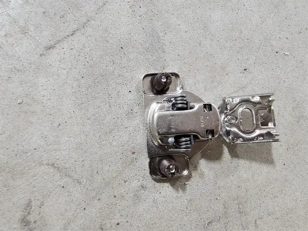 NEW DTC & OBH Concealed Cabinet Hinges | Plant Closure Surplus | 74 Tons
