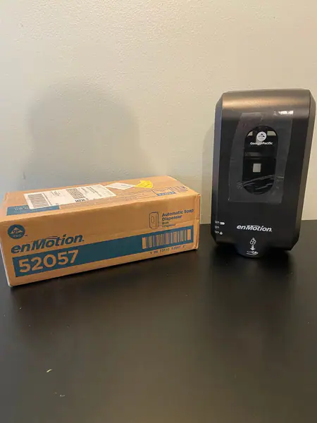 Soap Dispensers Touchless / Towel Dispensers Touchless - 36 Units - $200