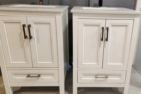 2 Allen & Roth Gently Used Crest Hill 24-in White Undermount Single Sink Bathroom Vanity