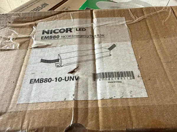 EMB80 Emergency Pack Unit (8.5W, Universal Voltage)