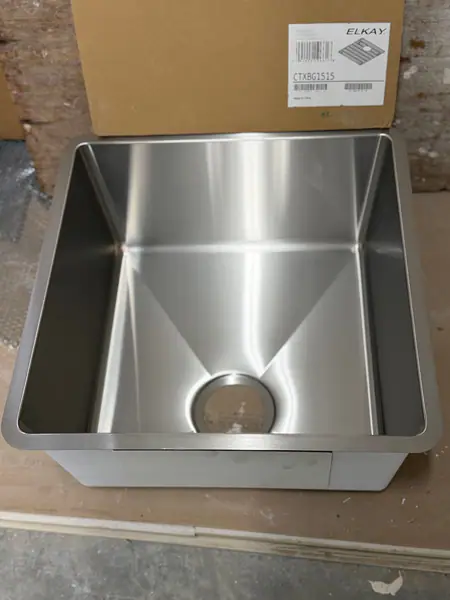 SS Elkay Undermount Sink