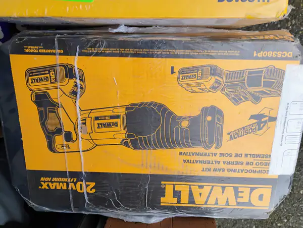 DeWalt Reciprocating saw kit