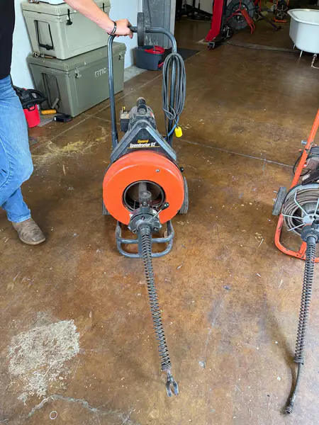 Drum snake machines 
