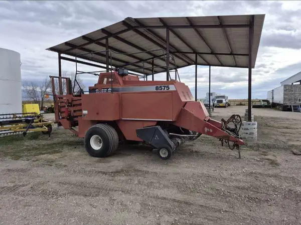 CASE IH 8575 3X3 Baler