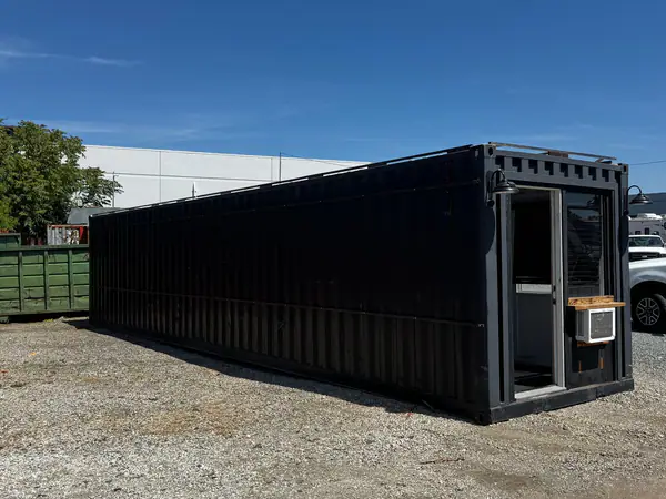 40’ Office Container - Very Nice