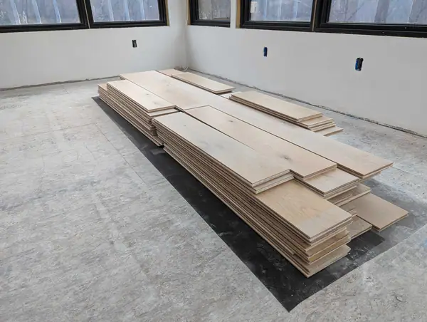 .75" x 8" white oak engineered flooring 