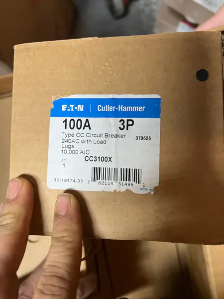 100 amp 3 phase breakers