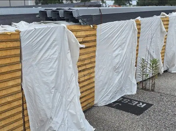 Commercial PolyISO Roof Insulation 2.6" 4'x8'