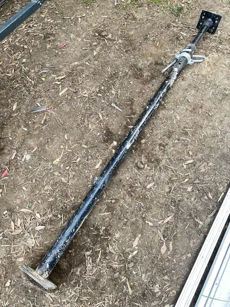 Shoring posts