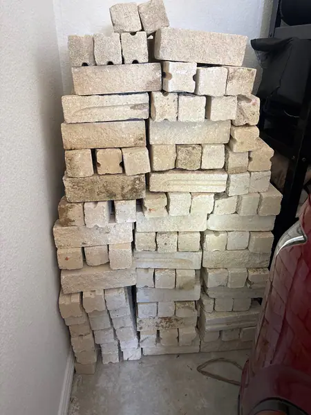 Buff Hillstone Brick