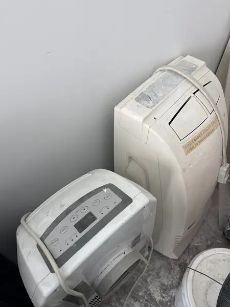 Portable rolling air conditioners