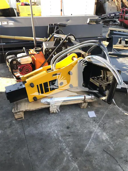 2026 Hammer/Breaker - Hydraulic TRX HB750 CA01072020CL