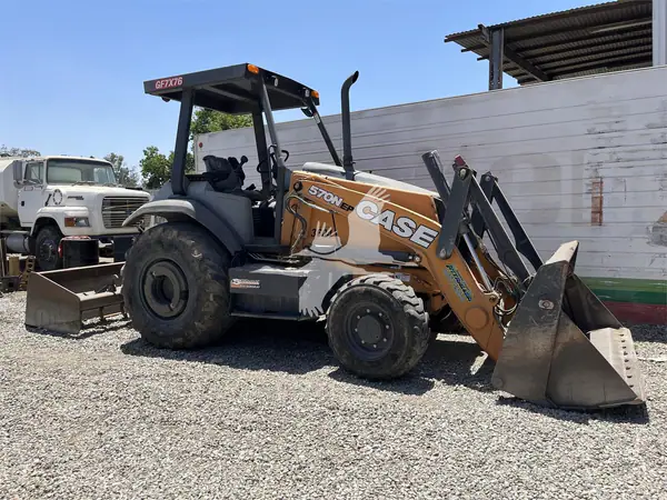 2017 CASE 570N EP CA08092023CL