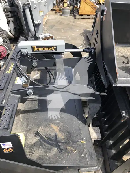 2026 Bucket TOMAHAWK 66 INCH CA02212019