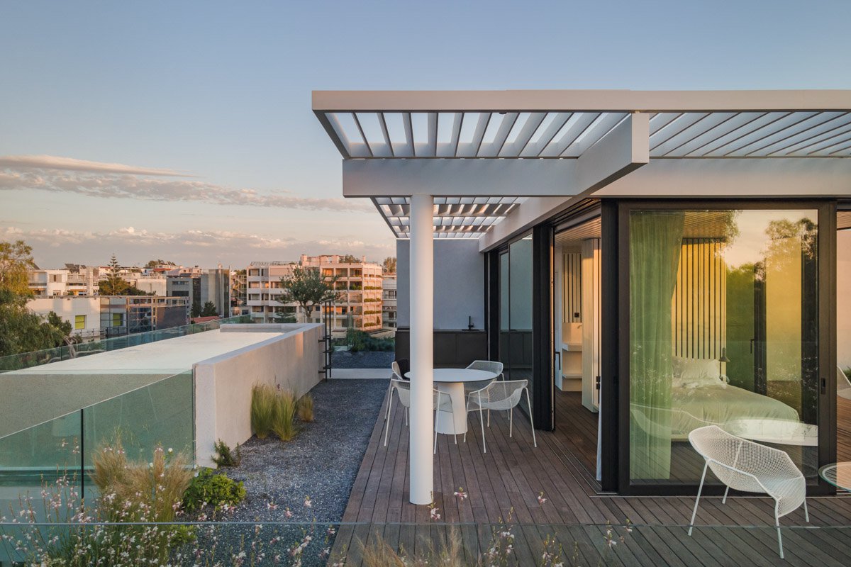 The pool and the panoramic view of the Panoramic Suite