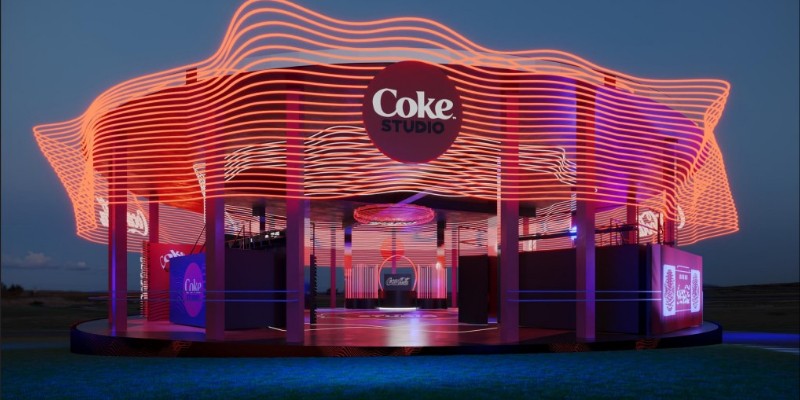 Coca-Cola cria estrutura multissensorial inspirada nas ondas sonoras das  músicas para o festival Lollapalooza Brasil