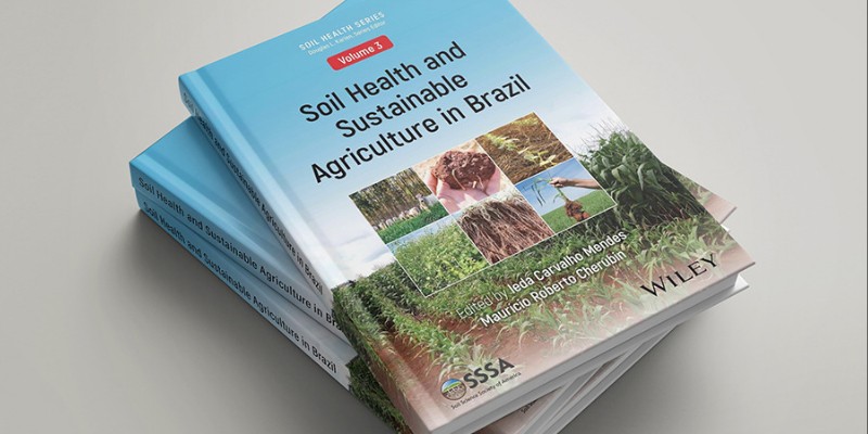 Embrapa do TO participates in the groundbreaking book published by the Soil Science Society of America