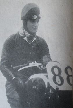 Hans en zijn motor