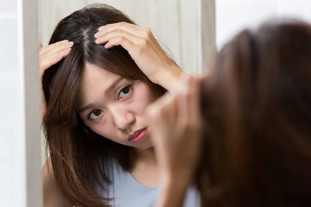 産後の女性の抜け毛