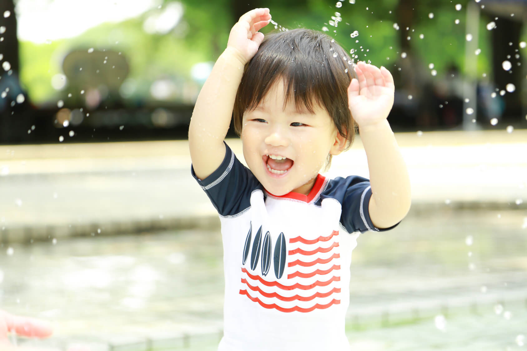 水遊び　男の子