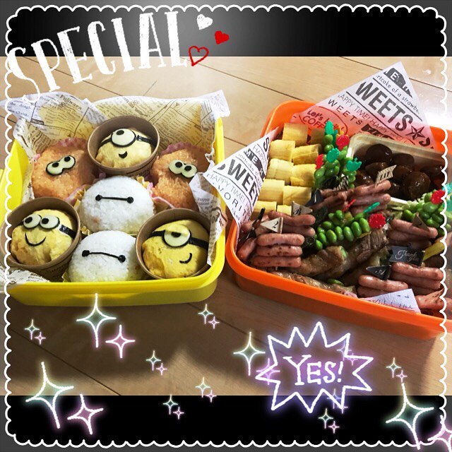 #運動会#お弁当#運動会お弁当#ミニオンズ#ベイマックス#スプラトゥーン#弁当 これの他にチキンバスケット的なのとか、もろもろ後5ケースwママン手伝ってくれてありがとう✨ 雨でプログラム短縮で終了?寒い中よく頑張ったね?雨でもニコニコ楽しそうに皆とわらってたね♡ お家に帰ってお弁当w来年は晴れますよーーにっ！