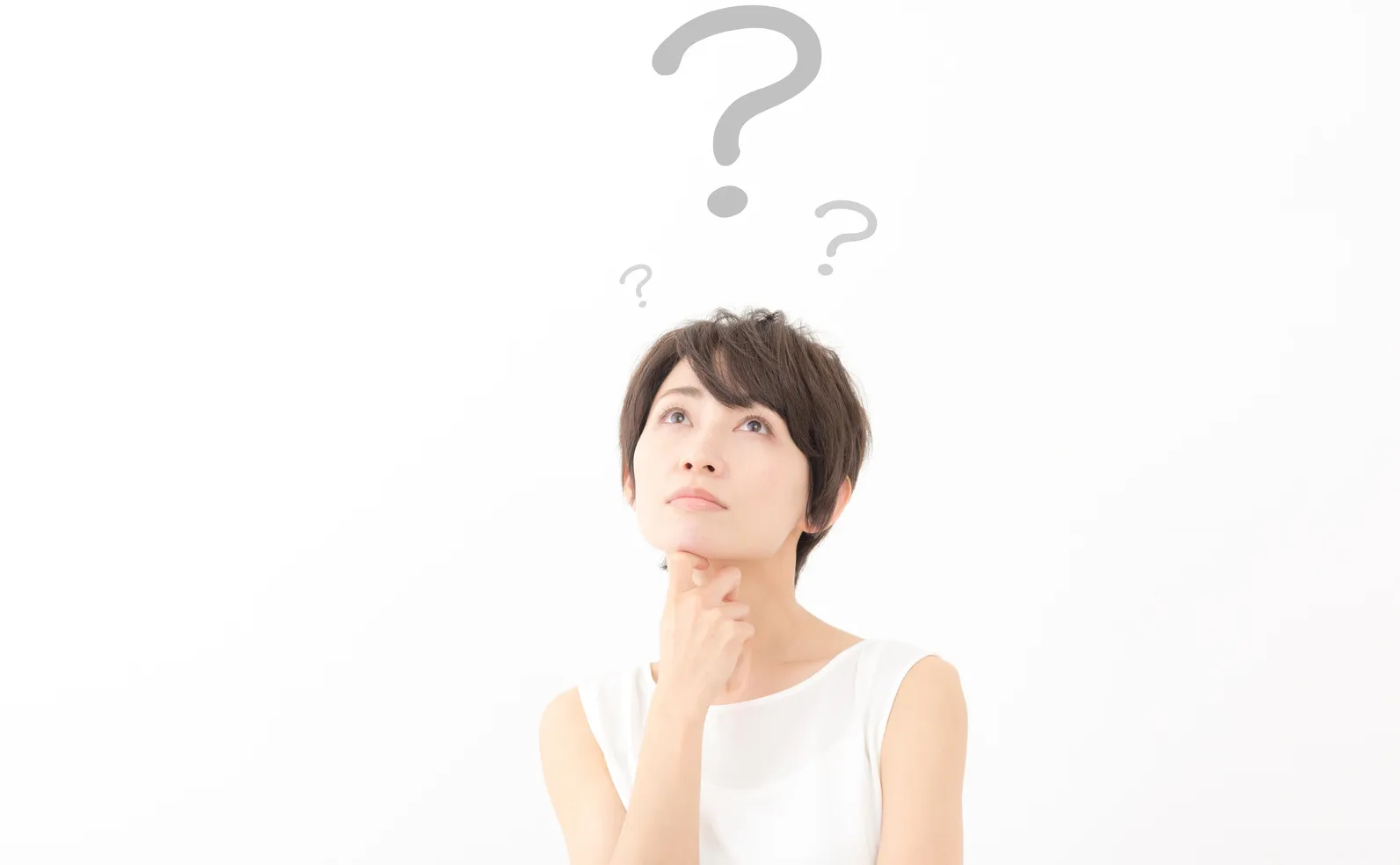 悩む女性