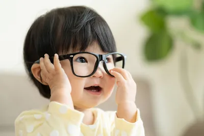 子供の近視が過去最高に！視力低下を防いで目の健康を守るには？