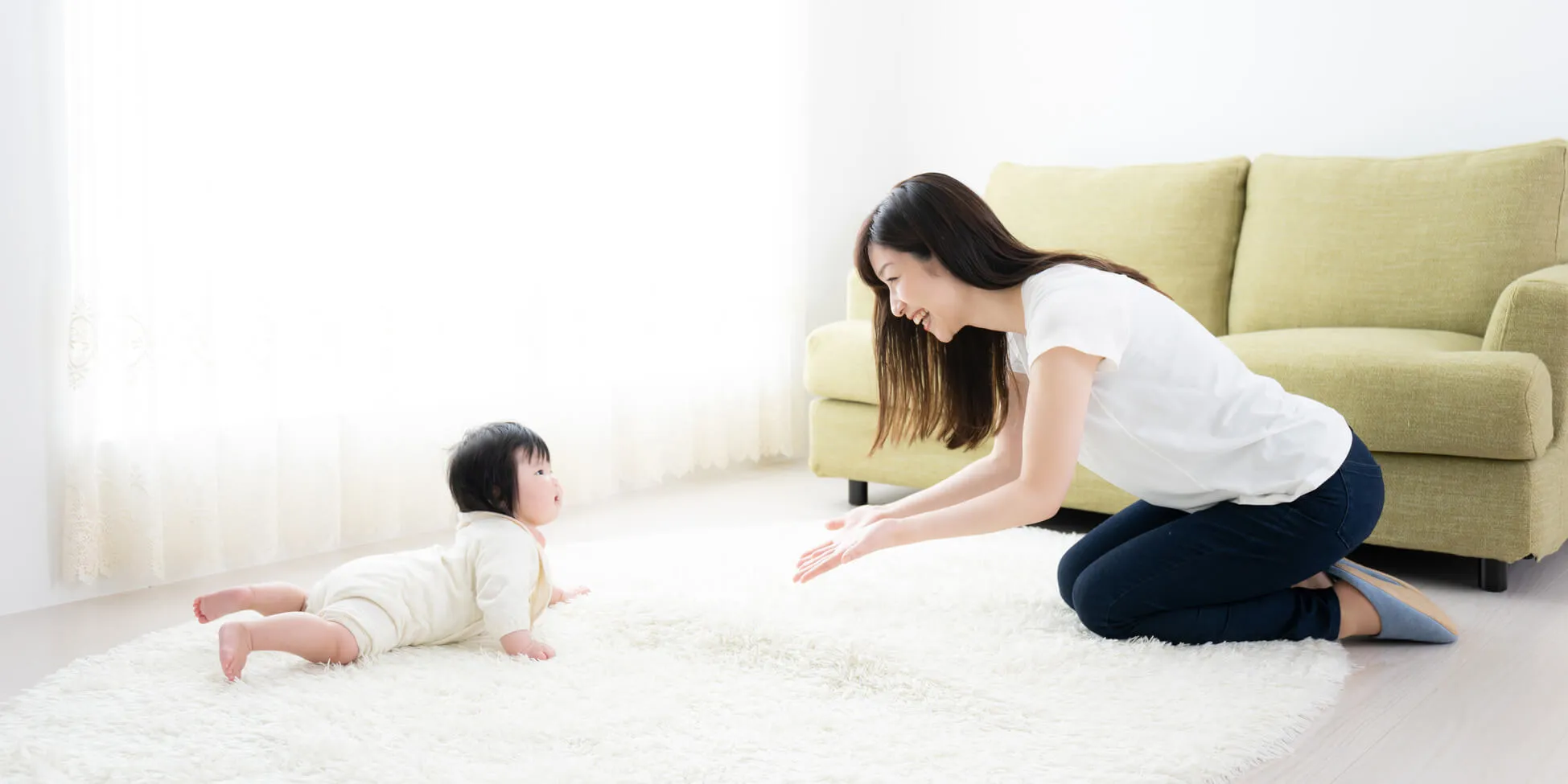 赤ちゃんと母親