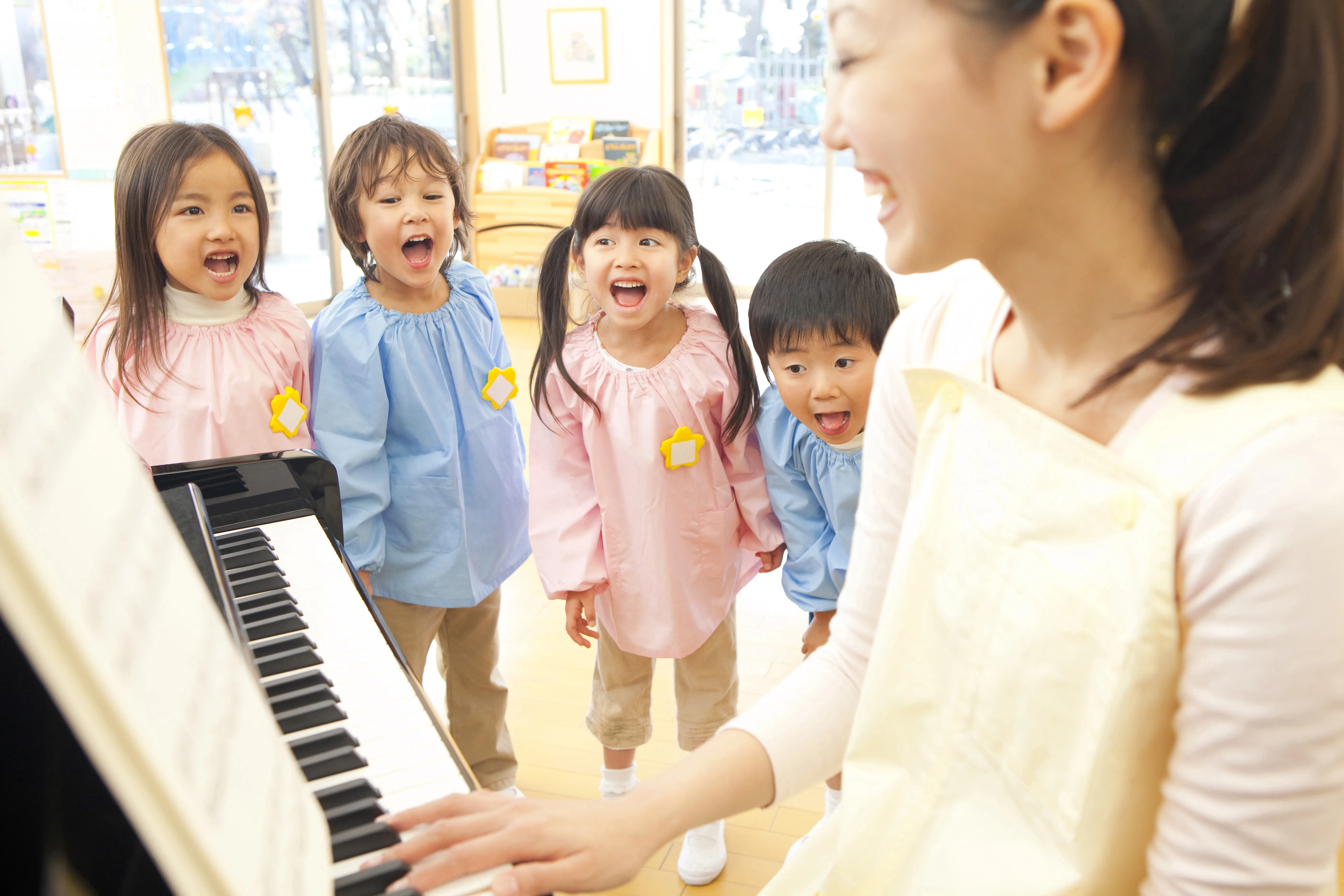 幼保無償化で便乗値上げ？「保育士の待遇改善や施設整備のためなら」の声多数