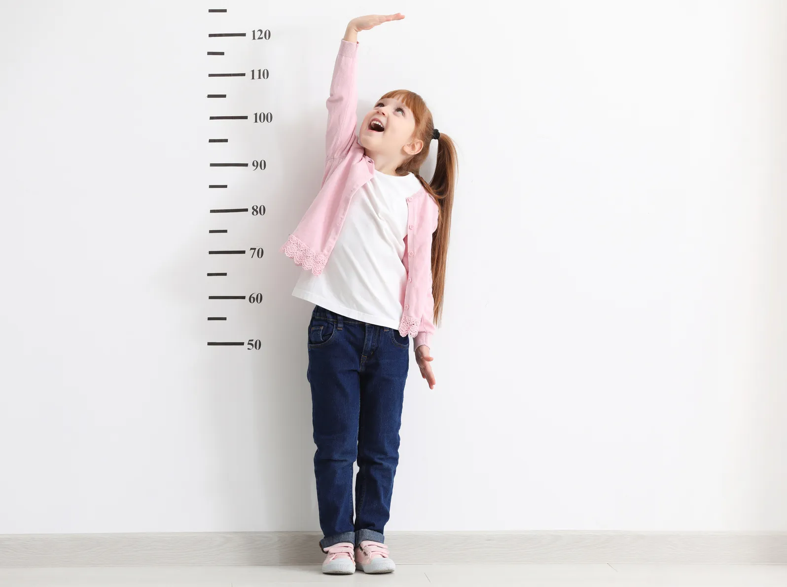 子供の成長が楽しみになる！手軽に身長を測れるウォールステッカーがかわいい！