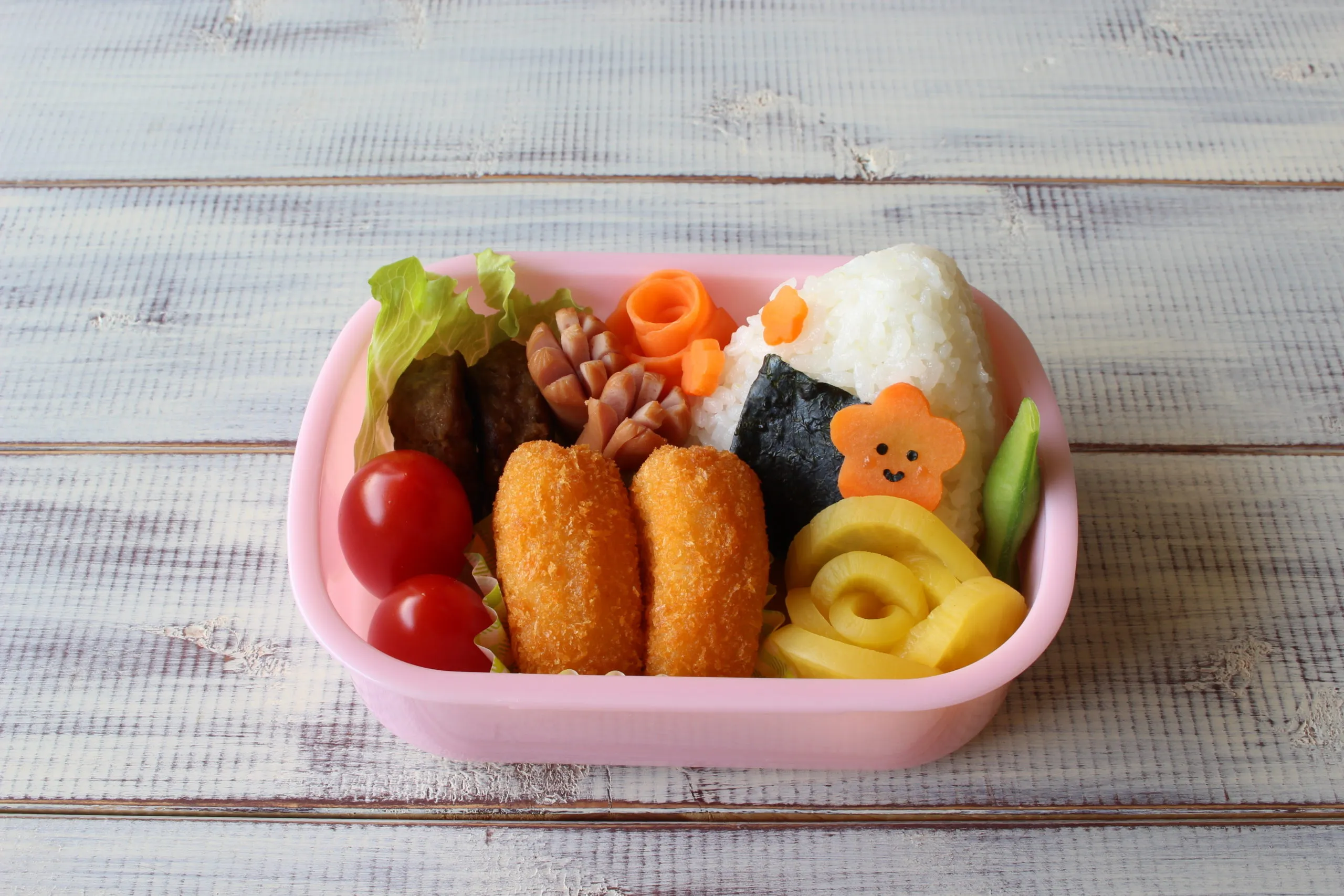 お弁当箱
