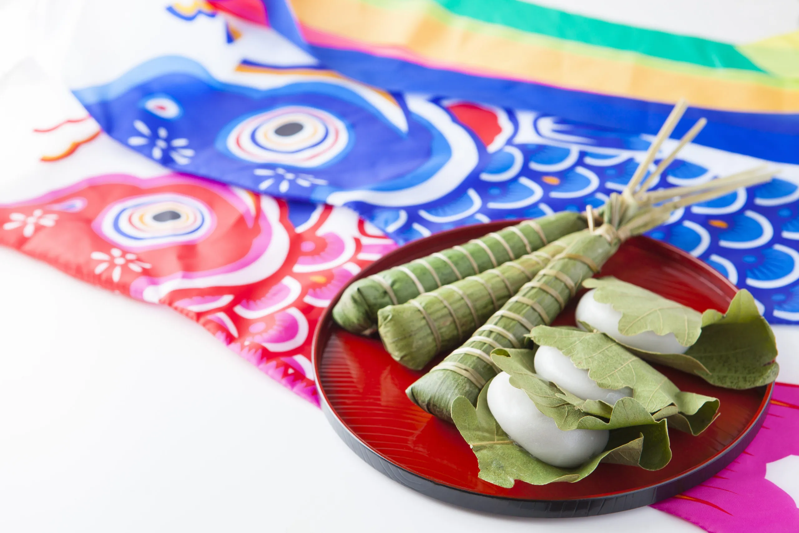 こどもの日に食べる物の由来とは？「かしわもち」や「ちまき」のレシピもご紹介します☆