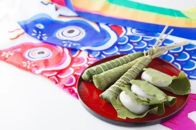 こどもの日に食べる物の由来とは？「かしわもち」や「ちまき」のレシピもご紹介します☆