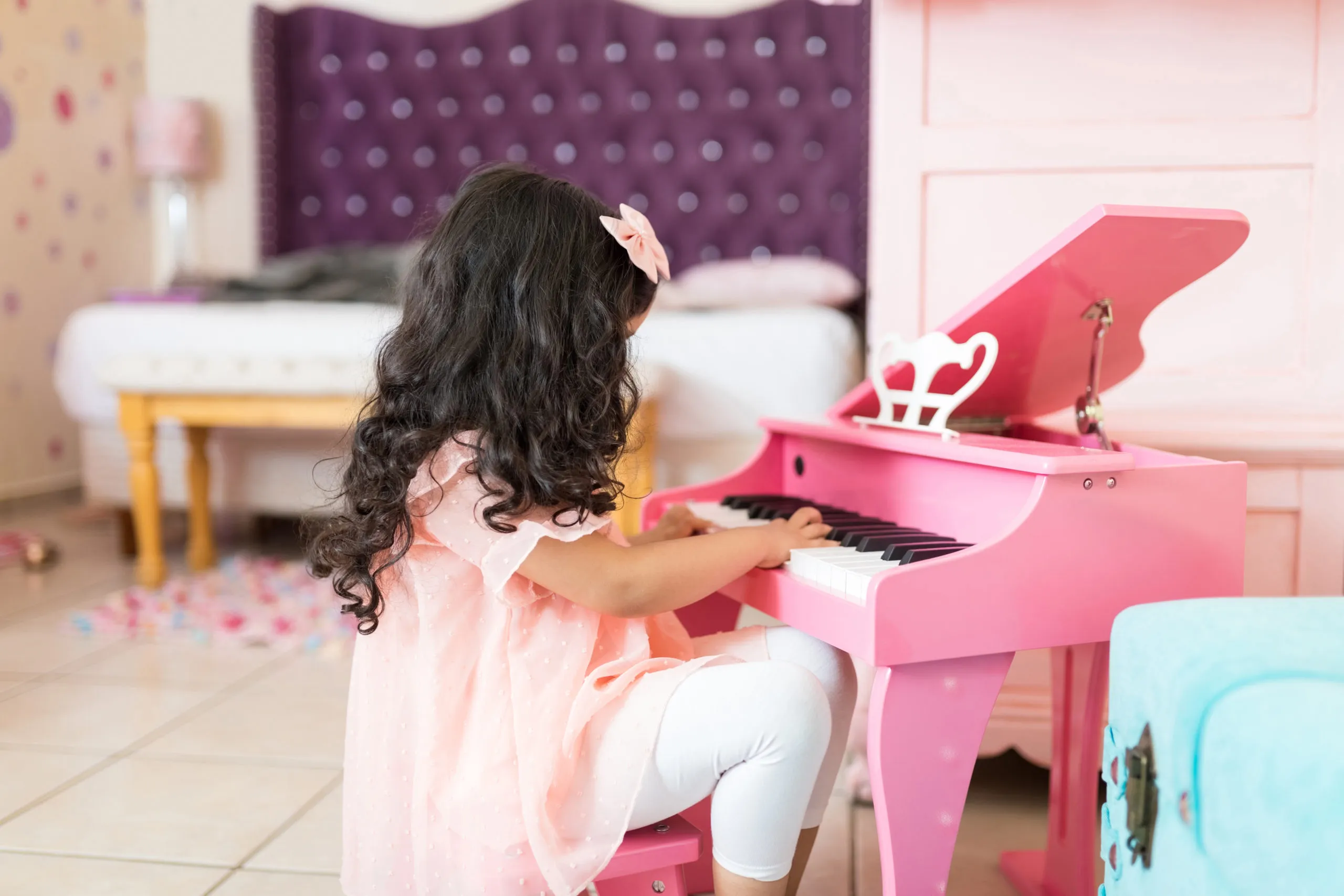 人気の知育玩具ピアノのおもちゃ7選！子供の指先や聴覚の発達にいい影響も♪