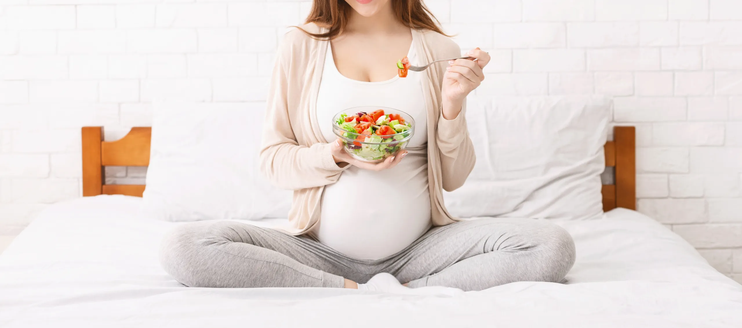 妊娠中の栄養不足は危険！健康的でバランスの良い食生活とは？