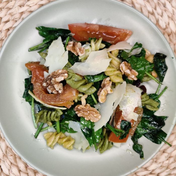 Amanida de pasta amb pesto